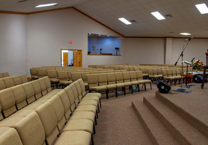 Unity-Baptist-Church-Interior-4